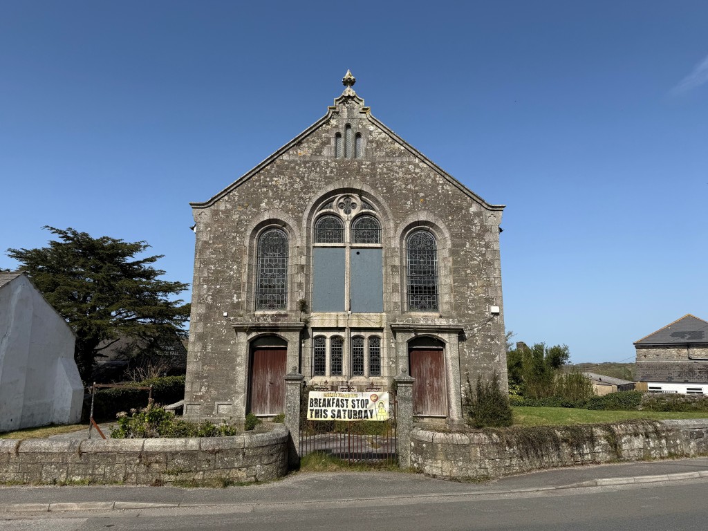 Lot: 133 - FORMER METHODIST CHURCH WITH PLANNING FOR RESIDENTIAL DEVELOPMENT - Front elevation